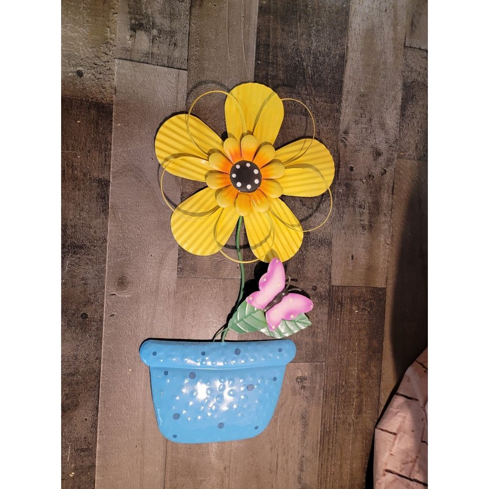 Plotted flower‎ plant butterfly garden metal decor